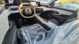 
										Peugeot 3008 HYBRID E-DCS6 ALLURE PARONAM PACK 2025 completo									