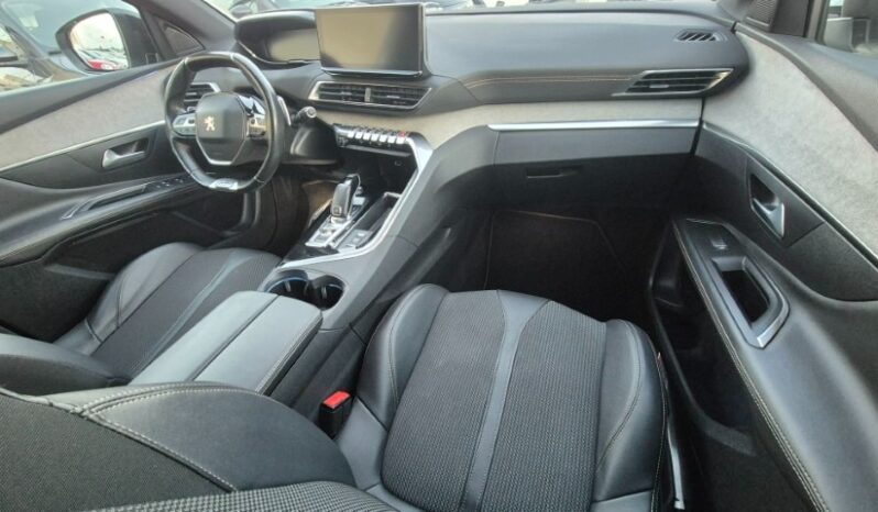 
								Peugeot 3008 EAT8 GT 2022 completo									