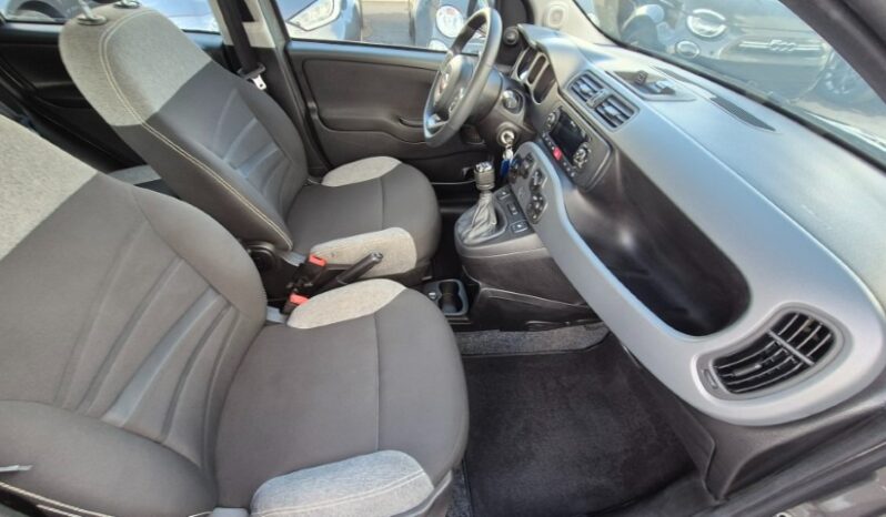 
								Fiat panda CITY LIFE 2022 completo									