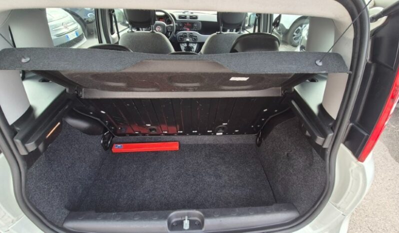 
								Fiat panda CITY LIFE 2022 completo									