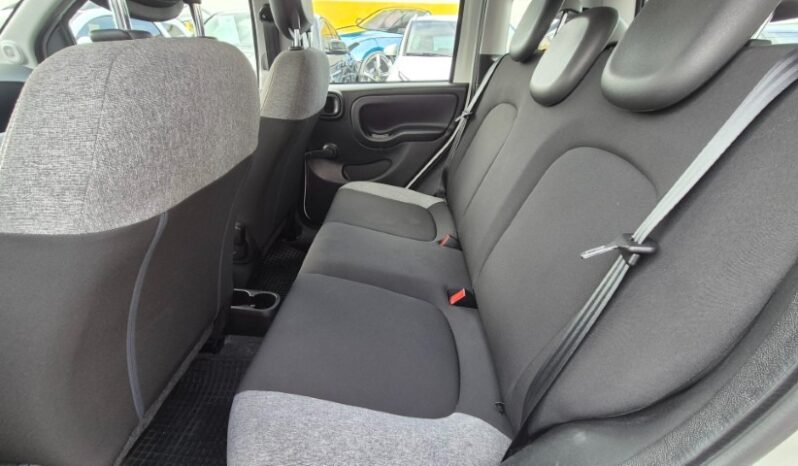 
								Fiat panda CITY LIFE 2022 completo									