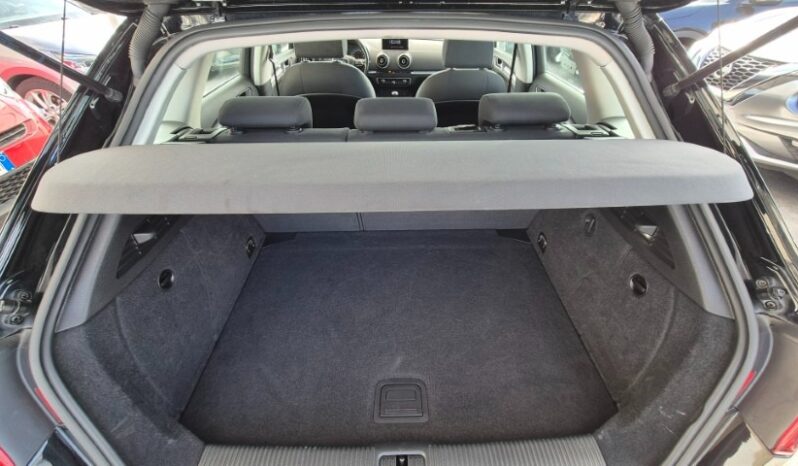 
								Audi A3 SPB 2016 completo									