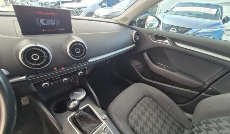 
								Audi A3 SPB 2016 completo									