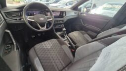 
										Volkswagen TAIGO TSI R-LINE (TETTUCCIO APRIBILE) 2024 completo									