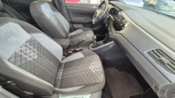 
										Volkswagen TAIGO TSI R-LINE (TETTUCCIO APRIBILE) 2024 completo									