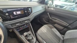 
										Volkswagen TAIGO TSI R-LINE (TETTUCCIO APRIBILE) 2024 completo									