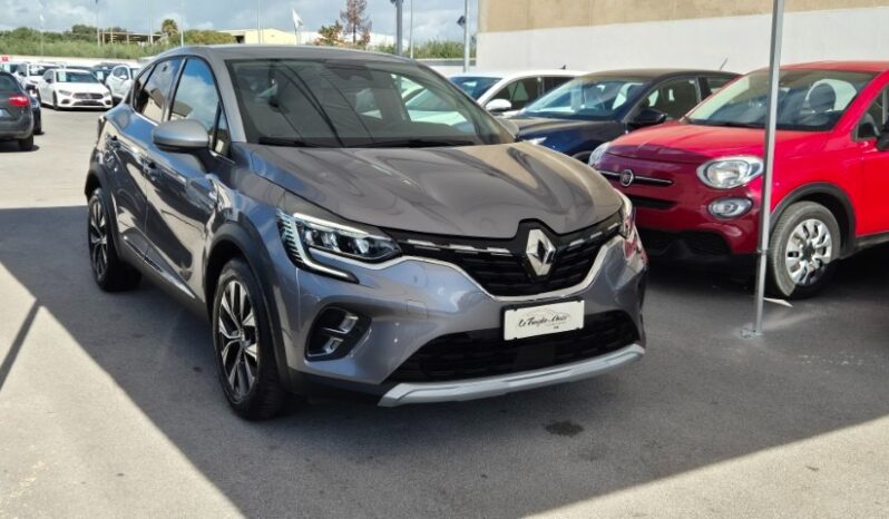
								Renault CAPTUR TCE TECHNO 2024 completo									
