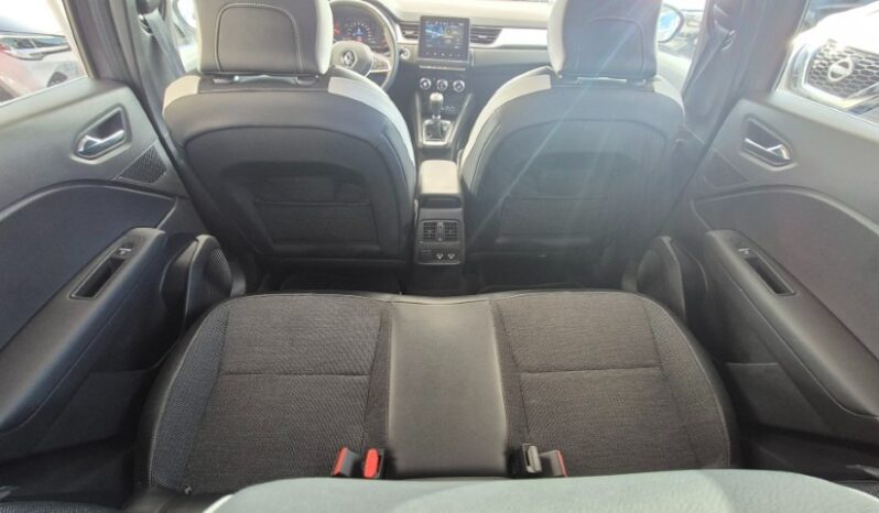 
								Renault CAPTUR TCE TECHNO 2024 completo									