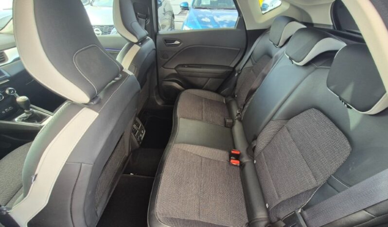 
								Renault CAPTUR TCE TECHNO 2024 completo									