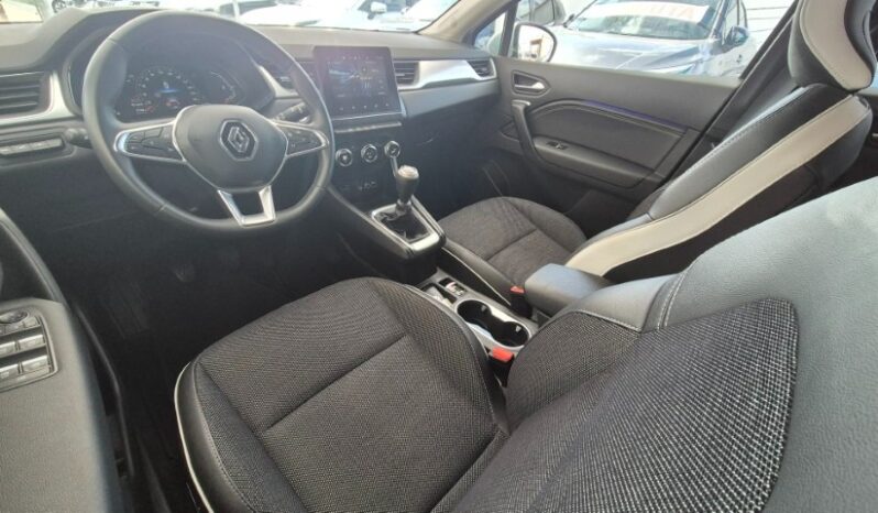 
								Renault CAPTUR TCE TECHNO 2024 completo									