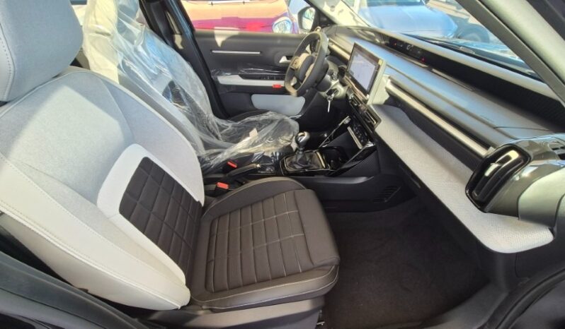 
								Citroen C3 MAX 2025 completo									