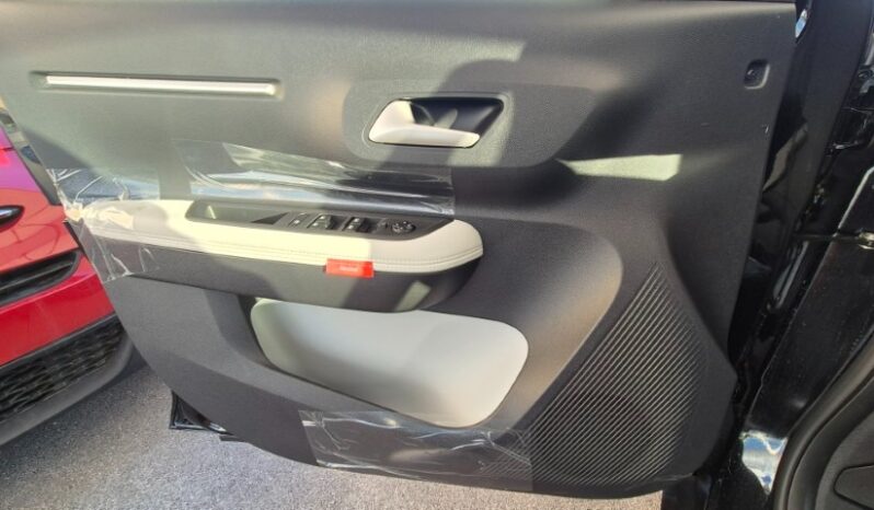 
								Citroen C3 MAX 2025 completo									