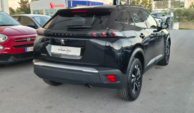 
								Peugeot 2008 ALLURE PACK 2023 completo									