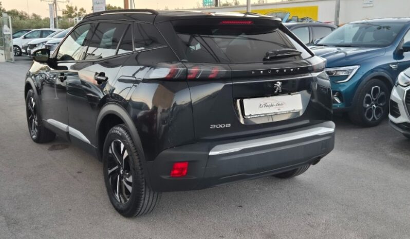 
								Peugeot 2008 ALLURE PACK 2023 completo									