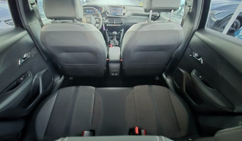 
								Peugeot 2008 ALLURE PACK 2023 completo									