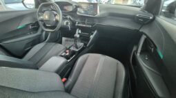 
										Peugeot 2008 ALLURE PACK 2023 completo									
