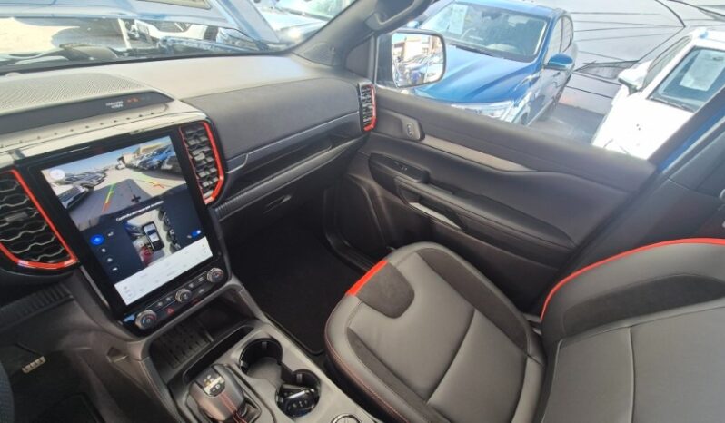 
								Ford RANGER RAPTOR 2025 completo									