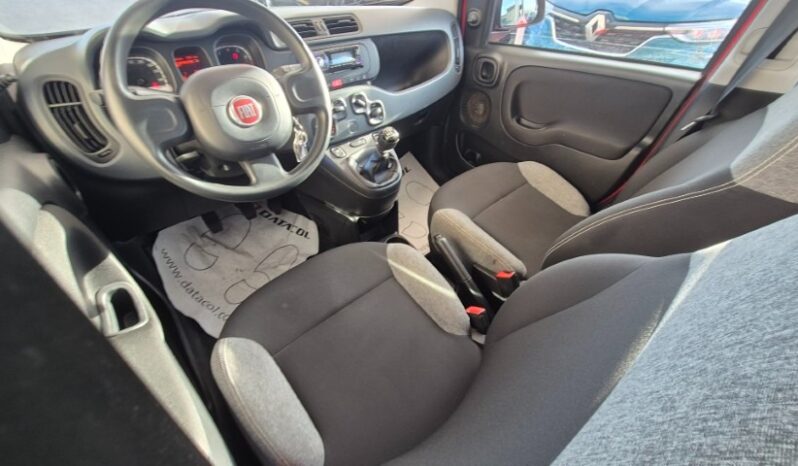 
								Fiat panda HYBRID 2022 completo									