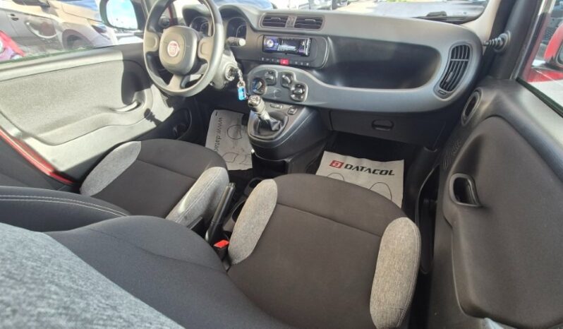 
								Fiat panda HYBRID 2022 completo									