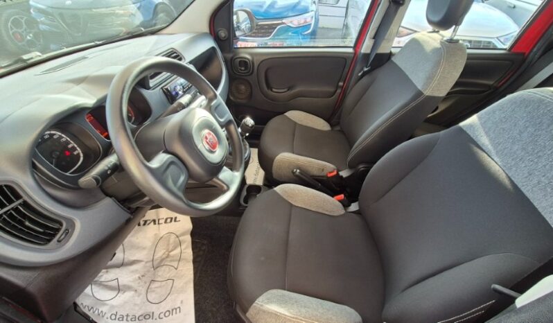 
								Fiat panda HYBRID 2022 completo									