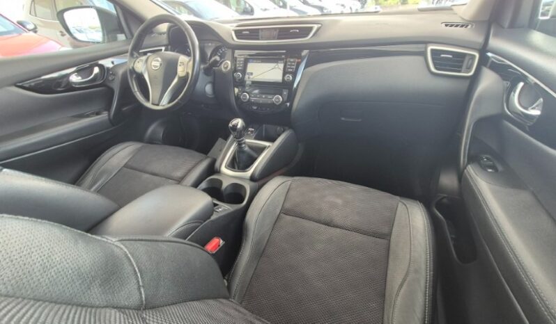 
								Nissan qashqai DCI TEKNA 2016 completo									