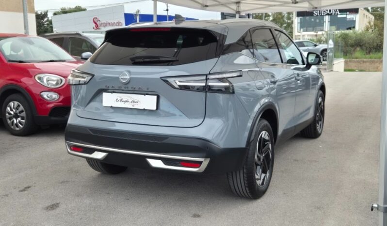 
								Nissan qashqai MHEV N-CONNECTA 2025 completo									