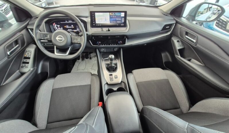 
								Nissan qashqai MHEV N-CONNECTA 2025 completo									