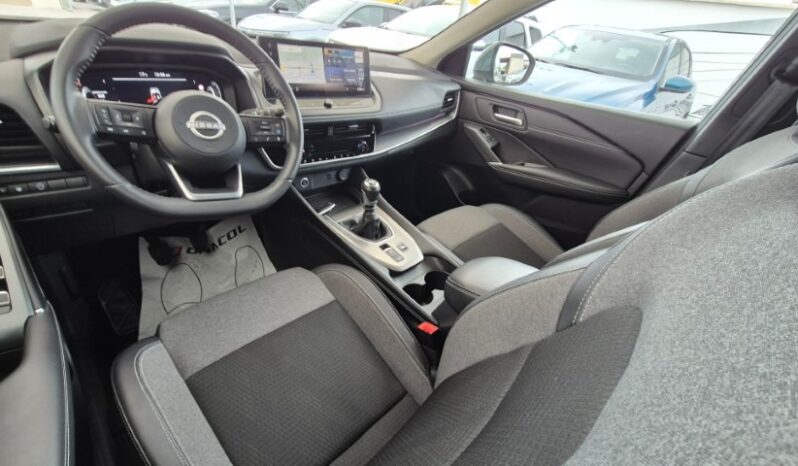 
								Nissan qashqai MHEV N-CONNECTA 2025 completo									