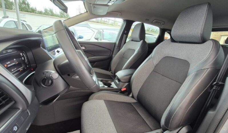 
								Nissan qashqai MHEV N-CONNECTA 2025 completo									