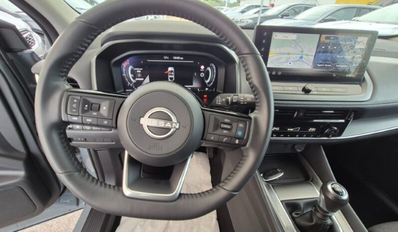 
								Nissan qashqai MHEV N-CONNECTA 2025 completo									