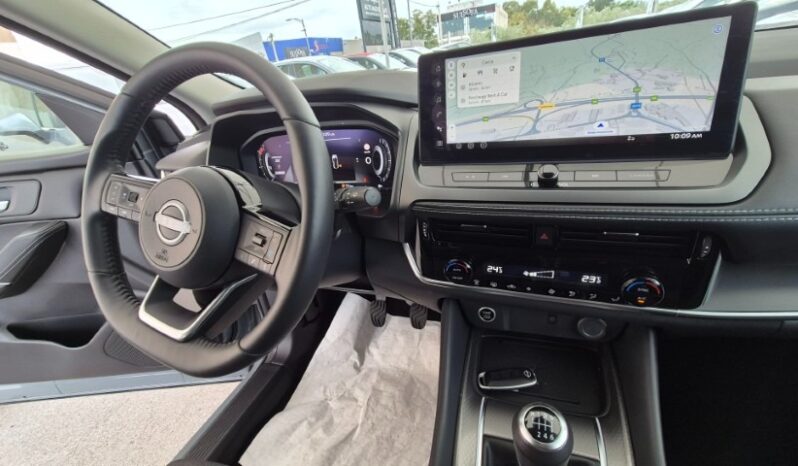 
								Nissan qashqai MHEV N-CONNECTA 2025 completo									