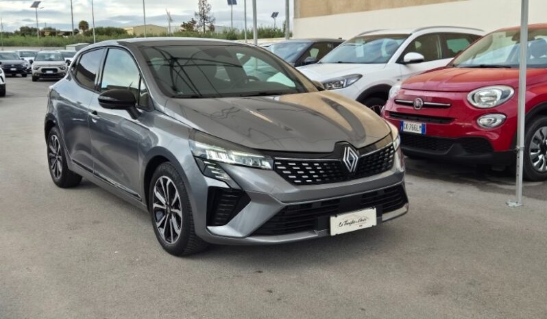 
								Renault CLIO TCE TECHNO 2025 completo									