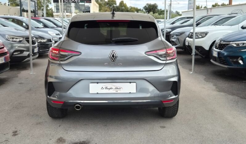 
								Renault CLIO TCE TECHNO 2025 completo									