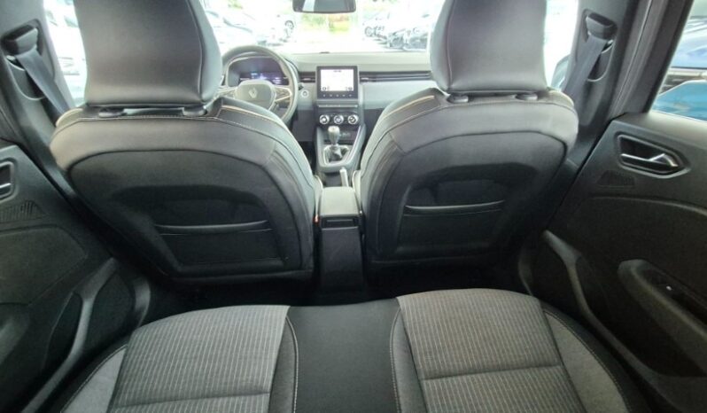 
								Renault CLIO TCE TECHNO 2025 completo									