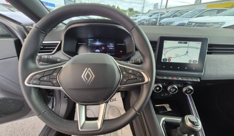 
								Renault CLIO TCE TECHNO 2025 completo									