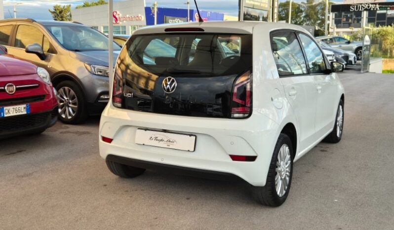
								Volkswagen UP MOVE UP! 2023 completo									