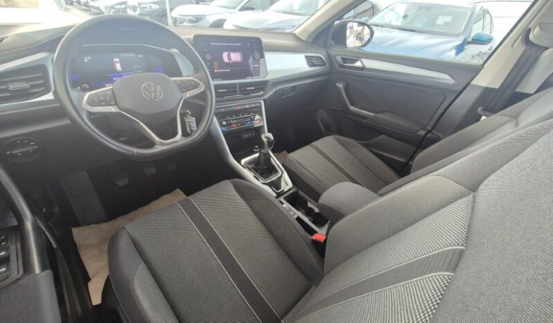 
								Volkswagen T-ROC TSI LIFE 2022 completo									