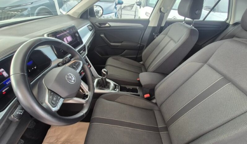 
								Volkswagen T-ROC TSI LIFE 2022 completo									