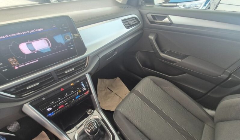 
								Volkswagen T-ROC TSI LIFE 2022 completo									