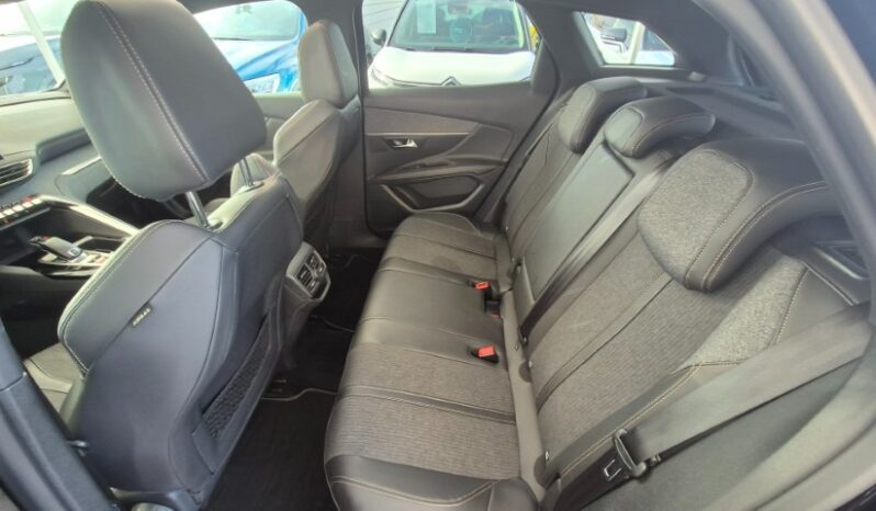 
								Peugeot 3008 EAT8 GT-LINE TETTO PANORAMICO E APRIBILE 2018 completo									