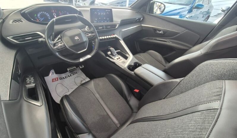 
								Peugeot 3008 EAT8 GT-LINE TETTO PANORAMICO E APRIBILE 2018 completo									