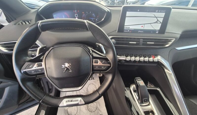 
								Peugeot 3008 EAT8 GT-LINE TETTO PANORAMICO E APRIBILE 2018 completo									