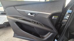 
										Peugeot 3008 EAT8 GT-LINE TETTO PANORAMICO E APRIBILE 2018 completo									