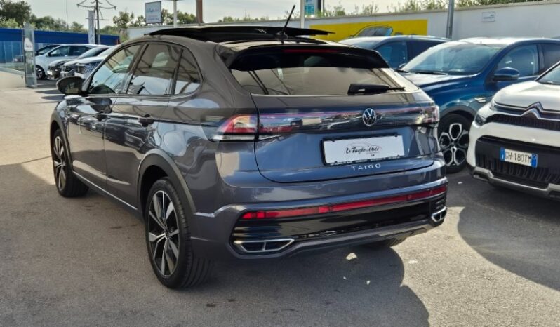 
								Volkswagen TAIGO TSI R-LINE (TETTUCCIO APRIBILE) 2022 completo									