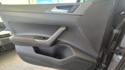 
										Volkswagen TAIGO TSI R-LINE (TETTUCCIO APRIBILE) 2022 completo									