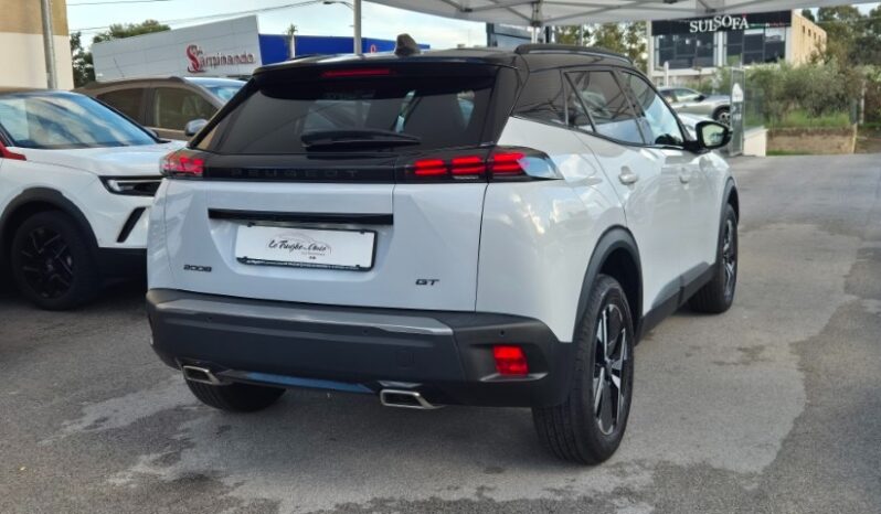 
								Peugeot 2008 EAT8 GT 2024 completo									