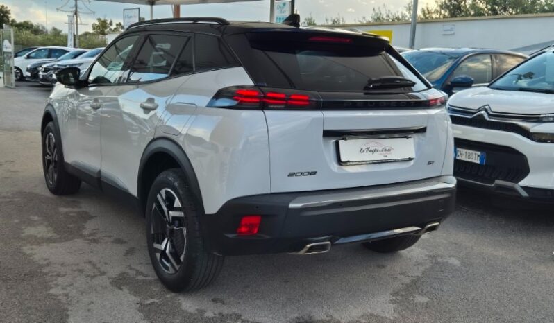 
								Peugeot 2008 EAT8 GT 2024 completo									