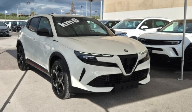 
								Alfa Romeo JUNIOR HYBRID eDCT6 SPECIALE 2025 completo									