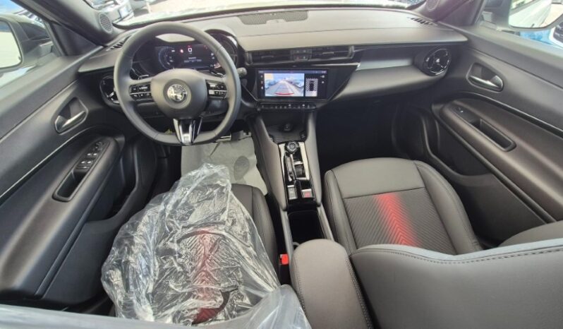 
								Alfa Romeo JUNIOR HYBRID eDCT6 SPECIALE 2025 completo									