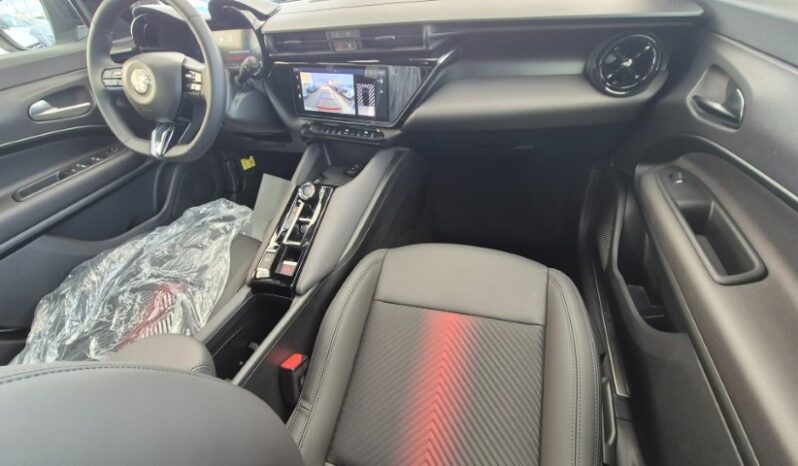 
								Alfa Romeo JUNIOR HYBRID eDCT6 SPECIALE 2025 completo									